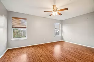 100 Kendall Cove, Elgin, TX 78621 - Photo 10