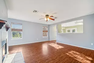 100 Kendall Cove, Elgin, TX 78621 - Photo 4