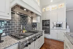 101 Pierce Range Rd, Austin, TX 78738 - Photo 4