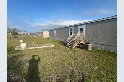 215 Greenfield Road, Kyle, TX 78640 - Photo 2