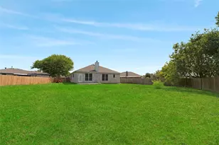 136 Shenandoah Trail, Elgin, TX 78621 - Photo 24