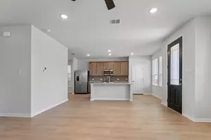 104 Woodrow Ln, Liberty Hill, TX 78642 - Photo 6