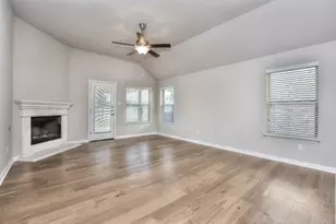 409 Bluehaw Dr, Georgetown, TX 78628 - Photo 20