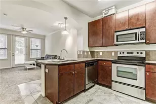 2505 San Gabriel St, Austin, TX 78705 - Photo 2