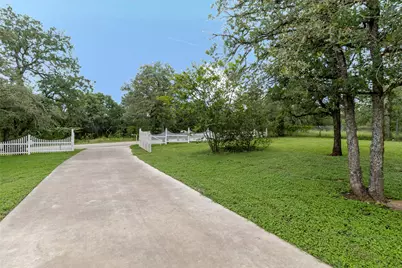 771 Hillje Road, Kingsbury, TX 78638 - Photo 6