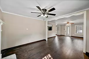 1005 4th St, Blanco, TX 78606 - Photo 12
