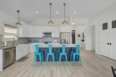 1799 Lakeside Drive W, Canyon Lake, TX 78133 - Photo 14