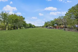 1508 Pendergrass St, Lockhart, TX 78644 - Photo 1