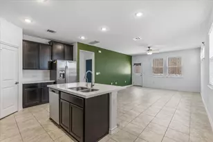 5202 Dimesky Ln, Austin, TX 78723 - Photo 12