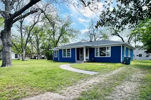 1307 W Main St, Cameron, TX 76520 - Photo 22