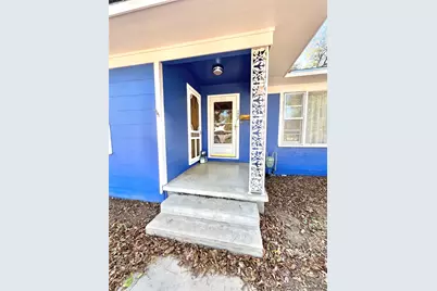 1307 W Main Street, Cameron, TX 76520 - Photo 2