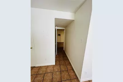 1914 Cullen Avenue #B, Austin, TX 78757 - Photo 16
