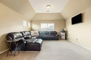 1002 Wallin Farms Cove, Hutto, TX 78634 - Photo 16