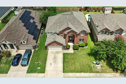 1002 Wallin Farms Cove, Hutto, TX 78634 - Photo 2