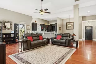 100 Oakmont Ct, Georgetown, TX 78628 - Photo 6