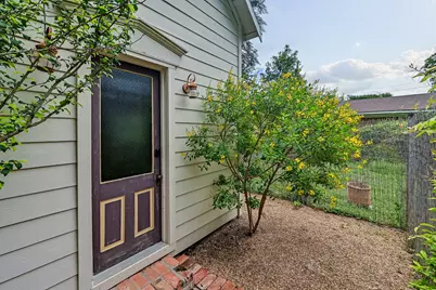 805 Main Street, Bastrop, TX 78602 - Photo 28