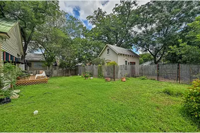 805 Main Street, Bastrop, TX 78602 - Photo 26