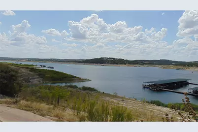 18512 Sugar Maple Drive, Lago Vista, TX 78645 - Photo 14