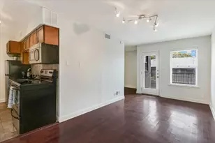 2020 S Congress Ave, Austin, TX 78704 - Photo 6
