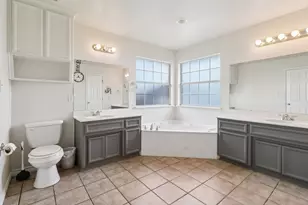 4302 Boots Dr, Killeen, TX 76549 - Photo 10