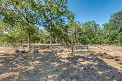 157 Cricket Hollow Lane, Smithville, TX 78957 - Photo 32