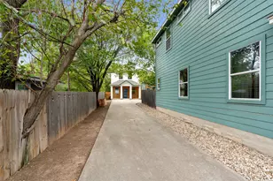 7610 Bethune Ave, Austin, TX 78752 - Photo 2