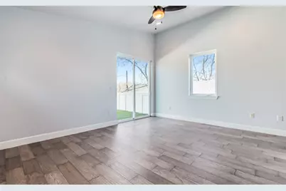 1130 Spur Street #A, Austin, TX 78721 - Photo 12