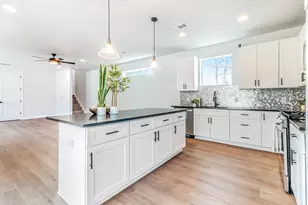 1130 Spur St, Austin, TX 78721 - Photo 8