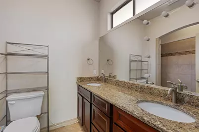 209 Harris Street, Elgin, TX 78621 - Photo 14