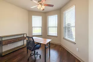 209 Harris St, Elgin, TX 78621 - Photo 22