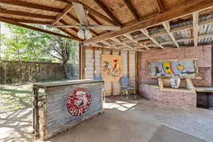 209 Harris St, Elgin, TX 78621 - Photo 34