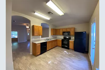 1002 W South Street, Leander, TX 78641 - Photo 4