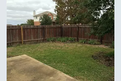 1002 W South Street, Leander, TX 78641 - Photo 10