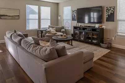 349 Gaida Loop, Georgetown, TX 78628 - Photo 6