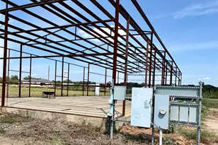 290 Richmond St, McDade, TX 78650 - Photo 6