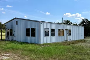 290 Richmond St, McDade, TX 78650 - Photo 2