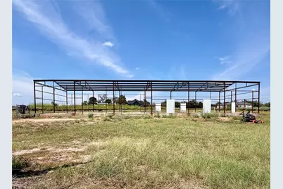 290 Richmond Street, McDade, TX 78650 - Photo 4