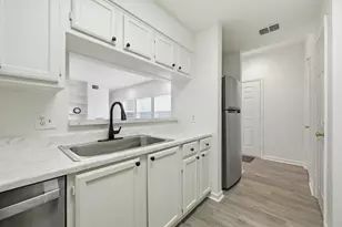 4409 Duval St, Austin, TX 78751 - Photo 4