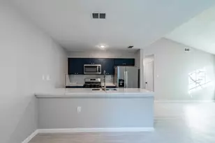 915 Sirocco Dr, Austin, TX 78745 - Photo 14