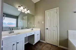 1111 Glendalough Dr, Pflugerville, TX 78660 - Photo 32