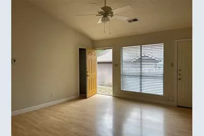 2031 Redwing Way, Round Rock, TX 78664 - Photo 4