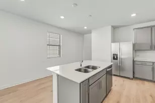 157 Green Berets Bnd, Jarrell, TX 76537 - Photo 8