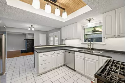 1406 Oakridge Drive, Round Rock, TX 78681 - Photo 10