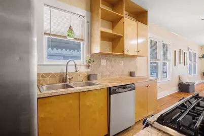 428 W Lullwood Avenue, San Antonio, TX 78212 - Photo 16