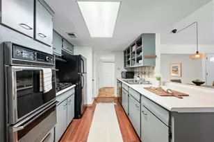 4610 S 1st St, Austin, TX 78745 - Photo 14