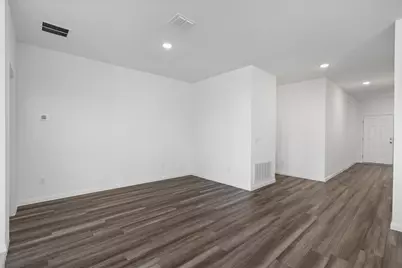 105 Bridgeview Drive, Hutto, TX 78634 - Photo 4