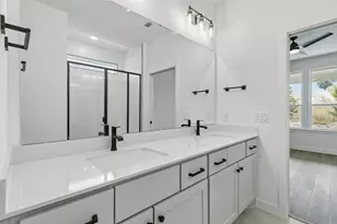 1112 Martingale St, Georgetown, TX 78633 - Photo 10