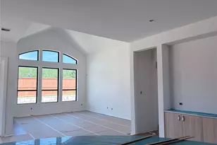 233 W Faulkner St, Liberty Hill, TX 78642 - Photo 6