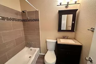 2401 Manor Rd, Austin, TX 78722 - Photo 2