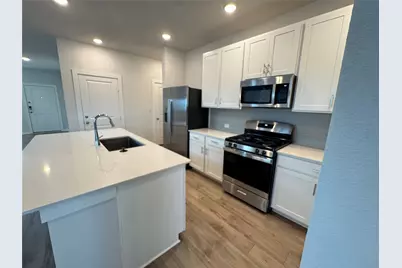 78 Hereford Loop, Hutto, TX 78634 - Photo 6